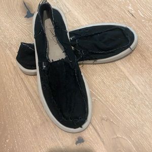 Black Sanuk shoes